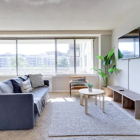 Great 1 Bedroom Apartment At Arlington With Gym
